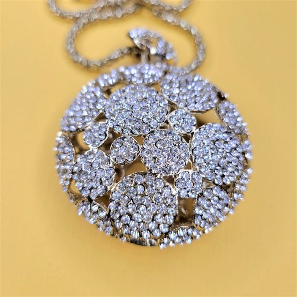 Large Round Crystal  Pendant Necklace